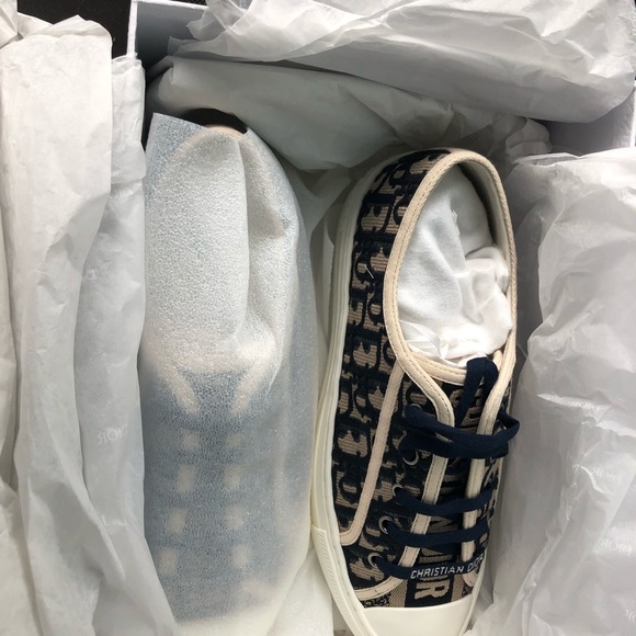 Dior size 9 shoes never been worn brand new in the box - Picture 1 of 5